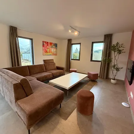 Holiday home Vakantiehuizen In De Ardennen *